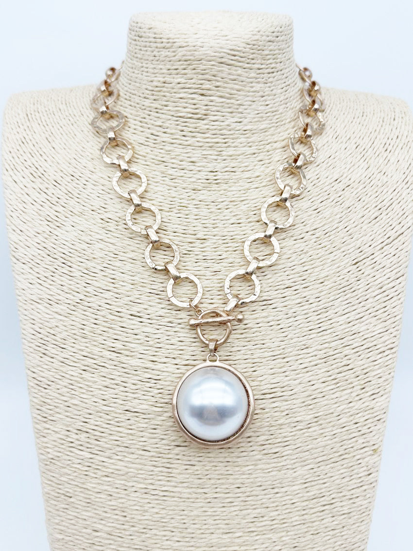 Gold Open Chain w ith with Circle Pearl 16"-18" Necklacev