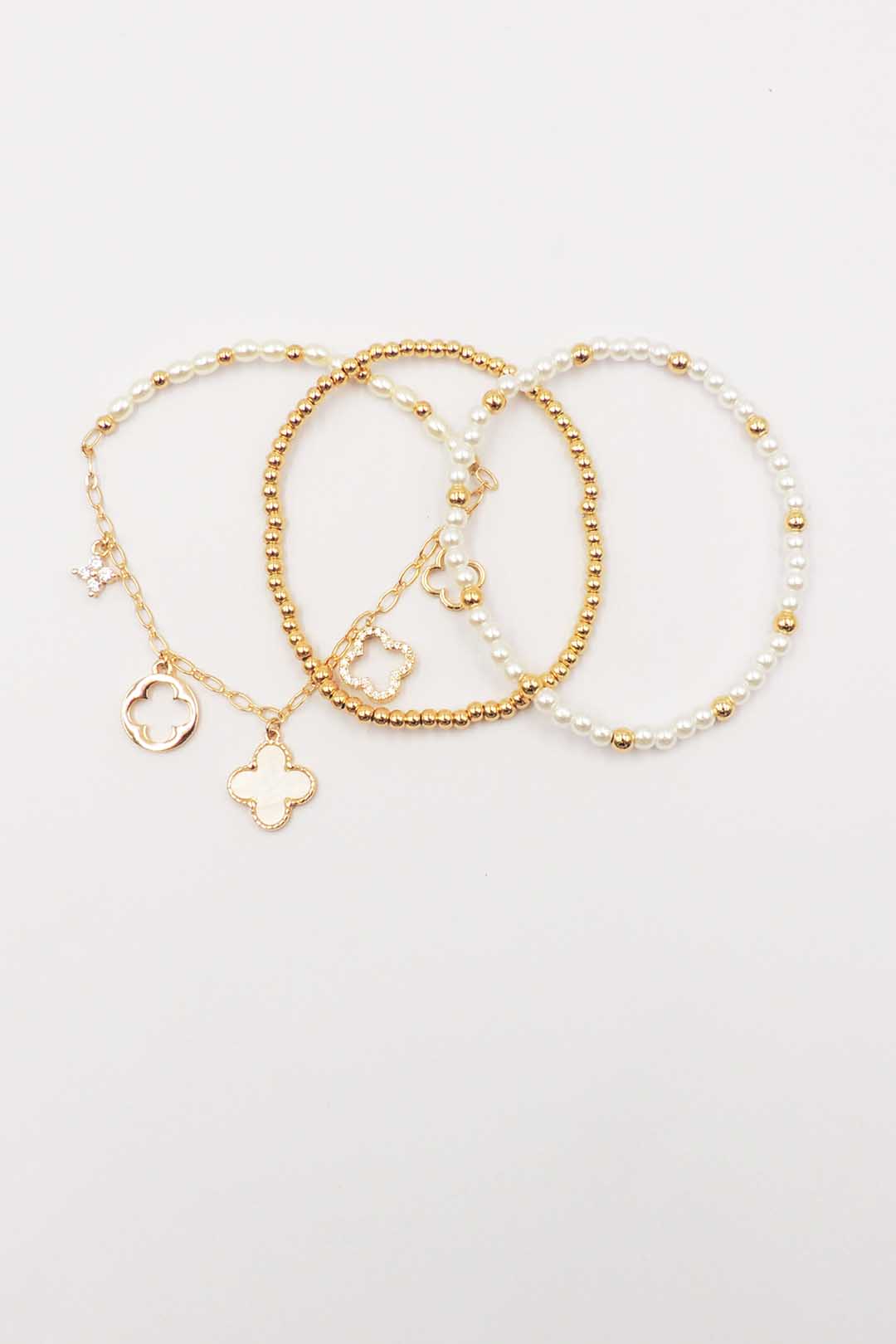Set of 3 Pearl and Gold Stretch Bracelet with Clover Charms