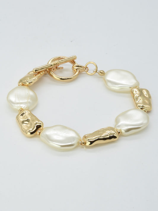Flat Oval Pearl and Textured Gold Toggle Bracelet