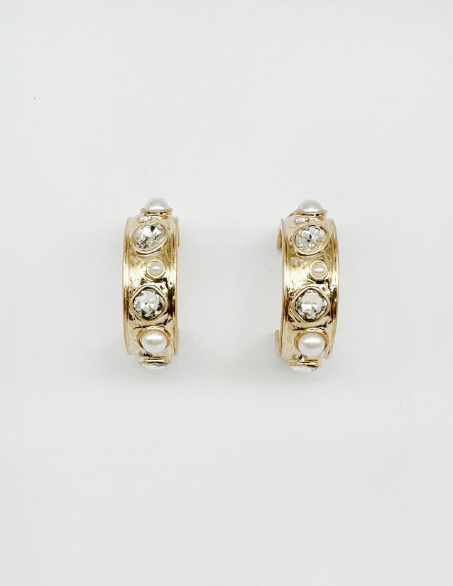 Gold Hammered Hoop with Clear Crystal and Pearl 1.5" Earring