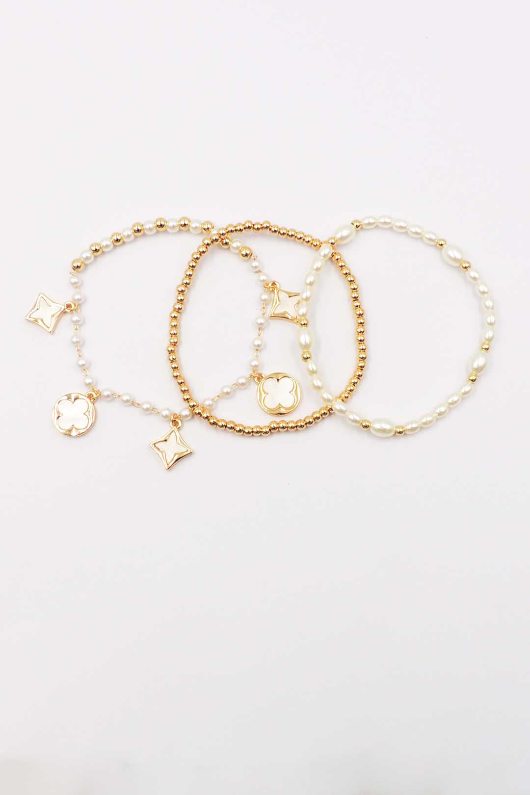 Set of 3 Pearl and Gold Stretch Bracelet with Clover Charms
