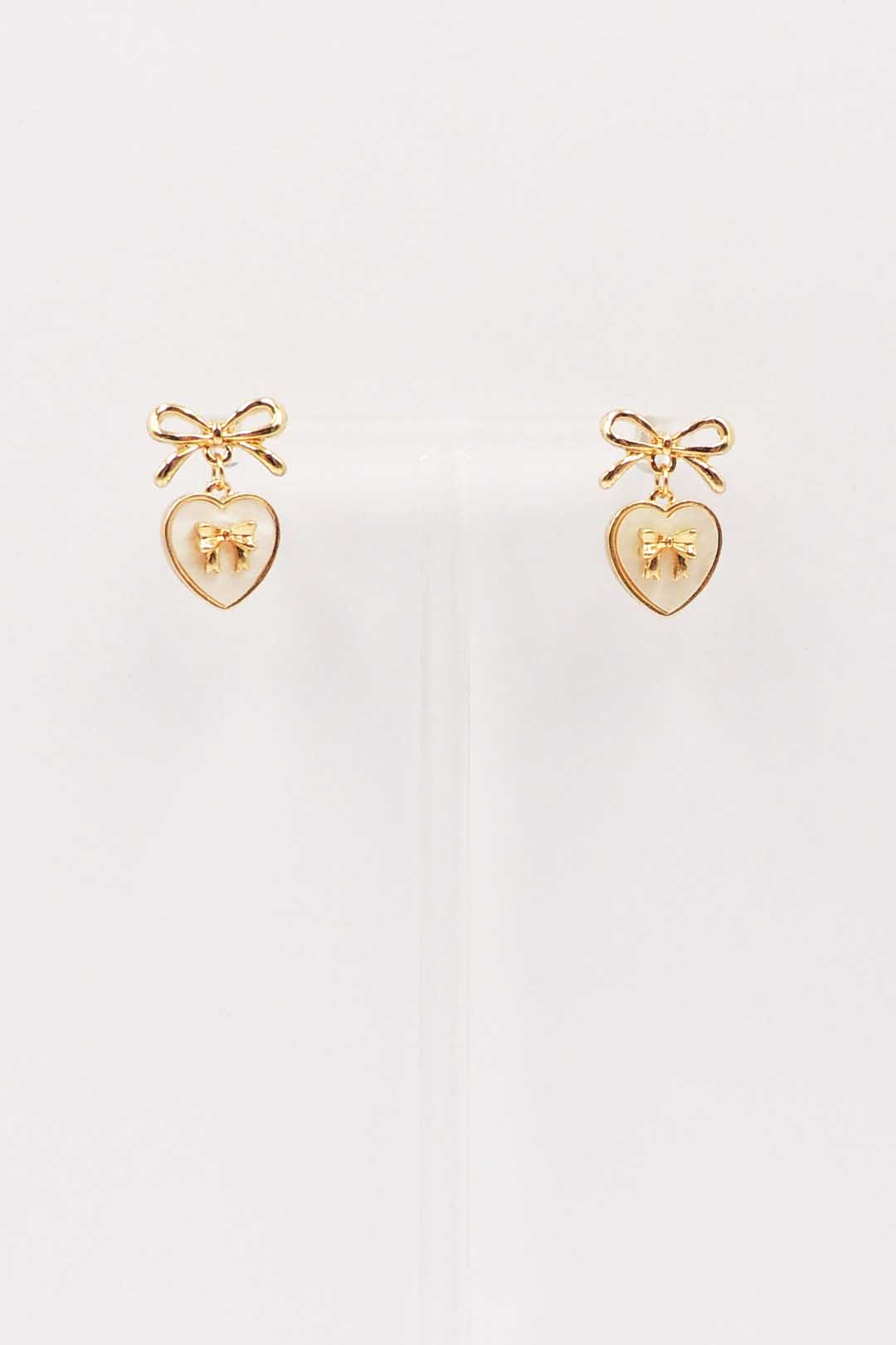 Gold Bow Stud Earring with Cream Mother of Pearl Heart .75" Earring