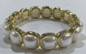 Gold Rectangle with Pearl Stretch Bracelet