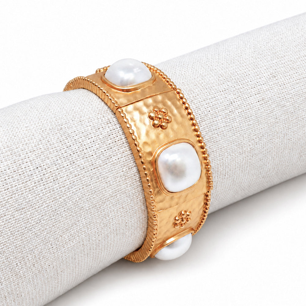 Hammered Gold Stretch Bracelet with Pearl Square Stone